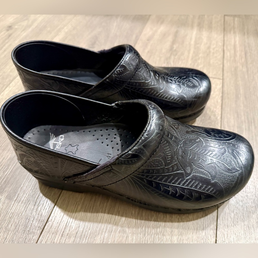Dansko Black tooled Slip-On Clogs